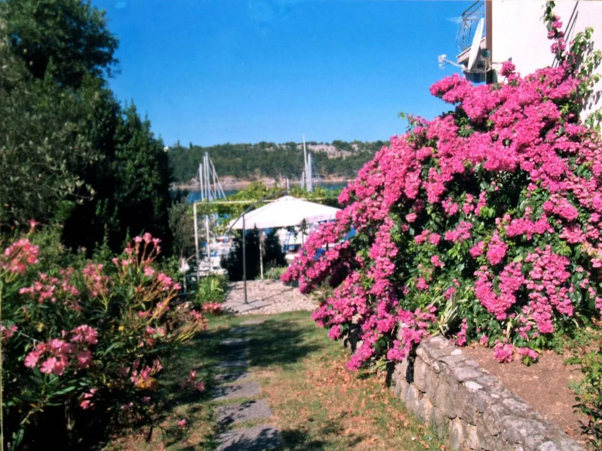 Apartment Apartman Marija II Omisalj Croatia
